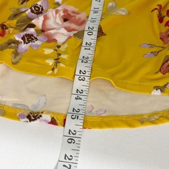 White Birch Golden‎ Floral Racerback Tank Top - Picture 8 of 8